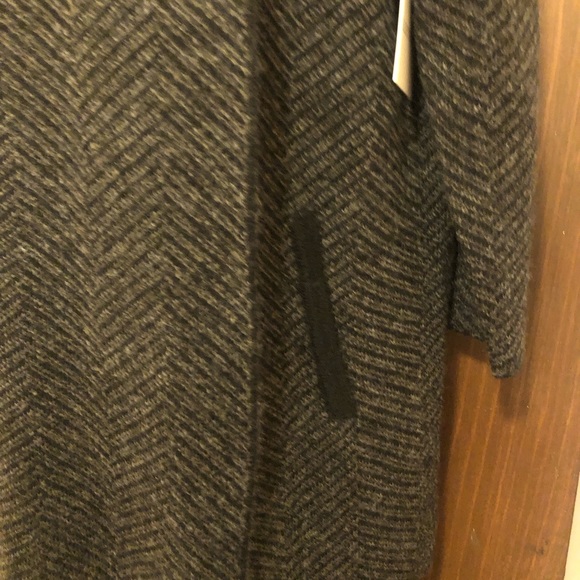 Ellen Tracy Gray and Black Sweater Jacket - side pockets - NWT - Picture 2 of 6